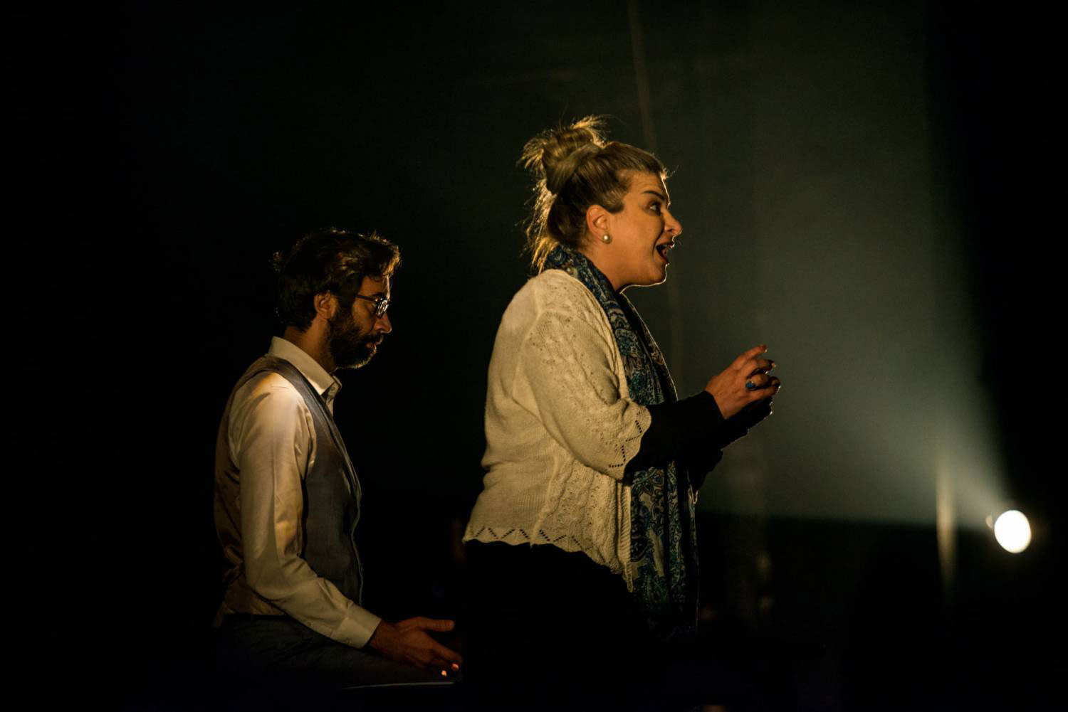 تجربة رائدة على خشبة المسرح