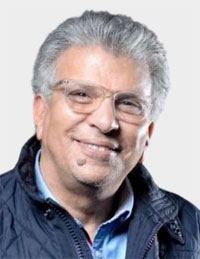 خالد منتصر: اتخاذ رجل الدين مرجعية إعلان صريح عن إفلاس العقل